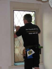window_finishing_off.jpg