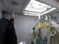 Clothes hanging space (51 kB) clothes_hanging.jpg