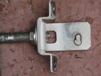 door_latchpin_broken_weld.jpg